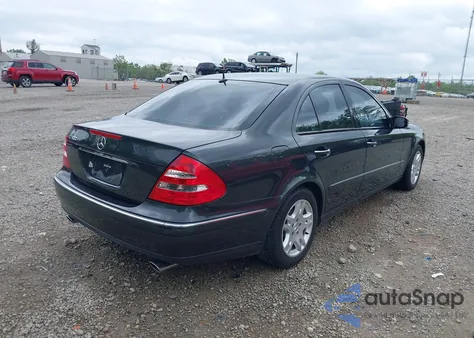 2003 Mercedes-Benz E 320 z USA, uszkodzony, nr VIN WDBUF65JX3X110942